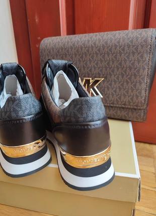 Кроссовки michael kors maddy logo trainers6 фото