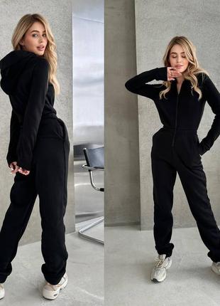 Теплый женский комбинезон