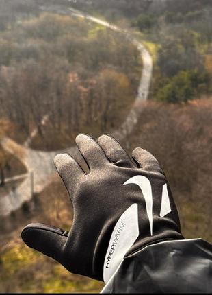 Оригинальные перчатки nike hyperwarm