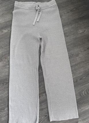 Серые вязаные брюки трикотажные брюки клеш прямые вязаные брюки h&amp;m вязаные брюки на резинке брюки в рубчик брюки в рубчик2 фото