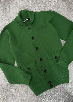Зелений вовняний светр