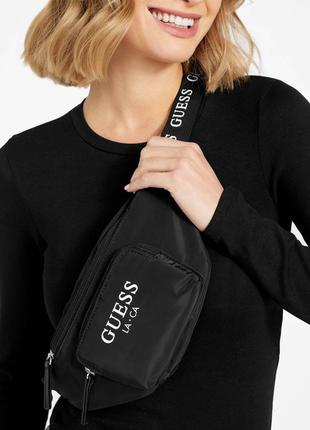 Жіноча поясна сумка guess