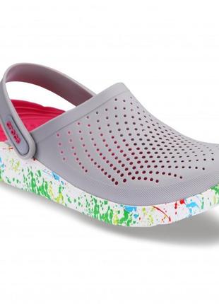 Крокс лайтрайд клог сірі з кляксами crocs literide clog pearl/white7 фото