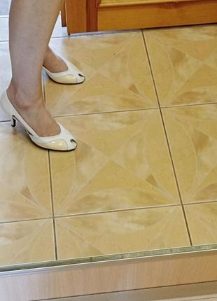 🌹🌹красивые женские летние туфли бело молочные р.25 на 38 югославия 🌹🌹3 фото