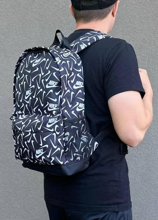 Черный рюкзак с принтом nike new1 фото