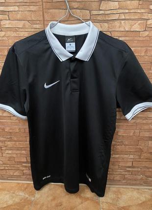 Спортивна футболка nike