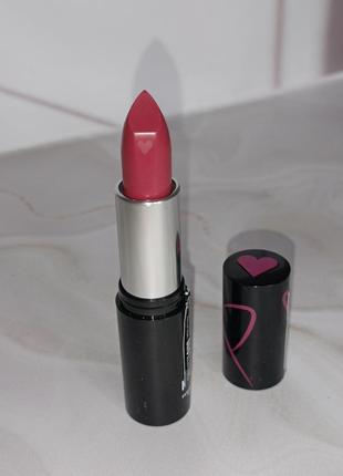 Nyx professional makeup shout loud
кремовая увлажняющая помада оттенок 06 - love is a drug 3.5 гр