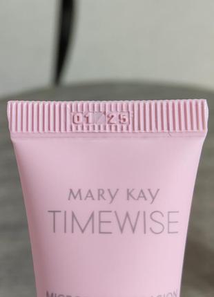 Мини-набор улучшенная система обновления кожи timewise

міні формат mary kay мері кей4 фото