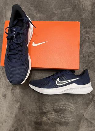 Нові кросівки nike