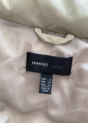 Куртка от mango бежевого цвета4 фото