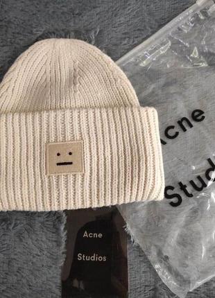 Шапка acne studios