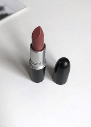 Матовая стойкая помада mac cosmetics retro matte lipstick 708 bronx. оригинал. новая 📦является отправка новой почтой4 фото