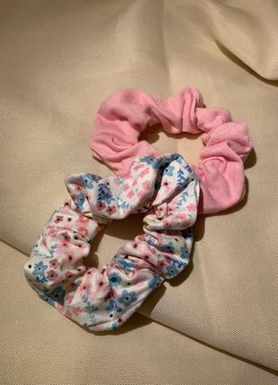 Резинка для волос brushart розовая и цветочный принт ткань трикотаж1 фото