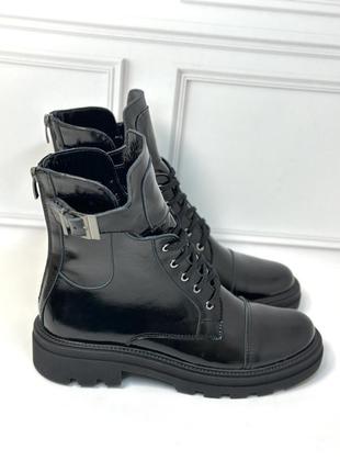 Женские ботинки черного цвета кожаные лаковые демисезонные в наличии 42р под заказ 36-43р4 фото