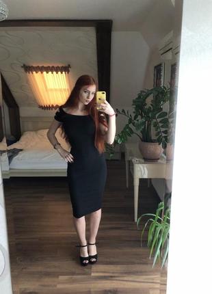 Міді сукня в рубчик