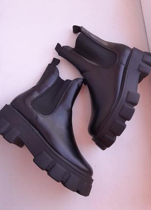 Ботинки челси 40р