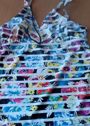 Красивый верх от купальника