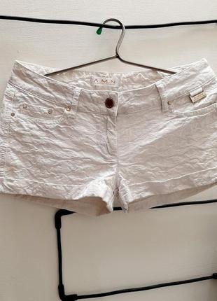 Шикарні білі шорти 
a.m.n madness national,турція