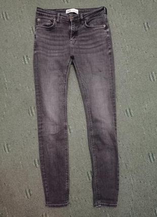 Стильные джинсы zara
