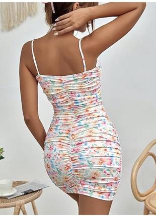 Эффектное обольстительное эластичное платье бюстье с драпировкой3 фото
