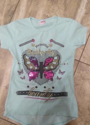 Шикарна футболка