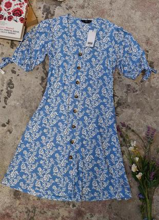 Голубое платье-миди в белый цветочный принт, f&amp;f ( размер 12)8 фото