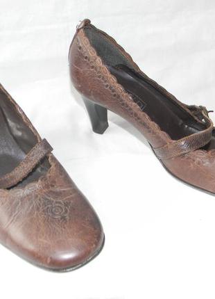 Жіночі шкіряні туфлі manfield р. 38 дл.ст 25см3 фото