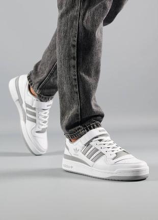 Чоловічі кросівки adidas forum 84 low / адідас / демісезонні / весняні, літні, осінні / взуття / шкіра, замша, нубук / білі, чорні, сірі