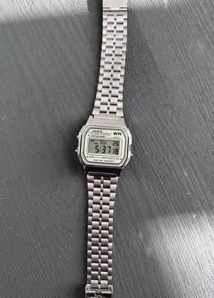 Casio a159w / наручные часы / ретро. серебряный с белым циферблатом5 фото