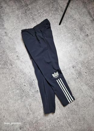 Нейлоновые adicolor track pants adidas2 фото