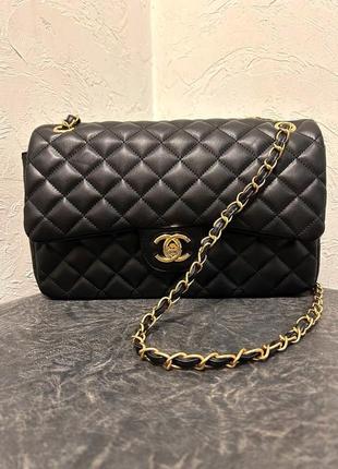 Chanel 30 black