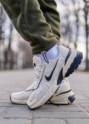 Мужские кроссовки nike runtekk beige