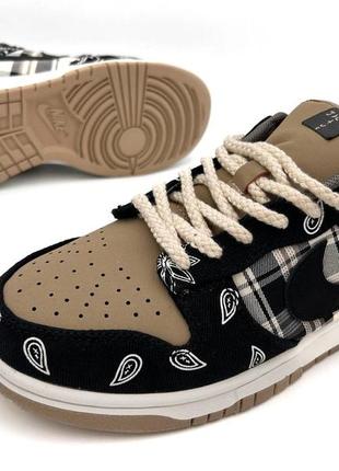 Nike sb dunk low x travis scott cactus jack 3