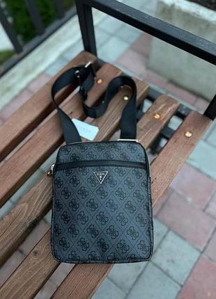 Сумочка guess