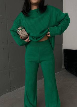 Женский теплый трендовый качественный турецкий зеленый костюмчик свитер в рубчик оверсайз и брюки па4 фото