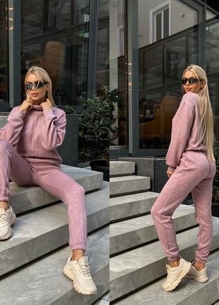 Костюм жіночий з ангори, мʼякий та дуже приємний до тіла.