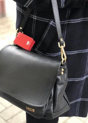 Італійська шкіряна жіноча чорна сумка vezze2 фото