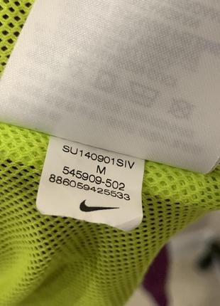 Спортивна вітровка куртка nike жіноча для бігу6 фото