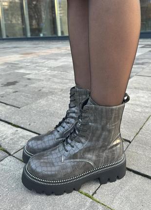 Стильные женские утеплённые ботинки boots grey серые на флисе