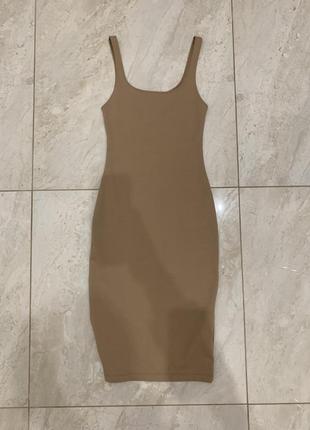 Обтягивающее нюдовое платье zara платье бежевая меди6 фото