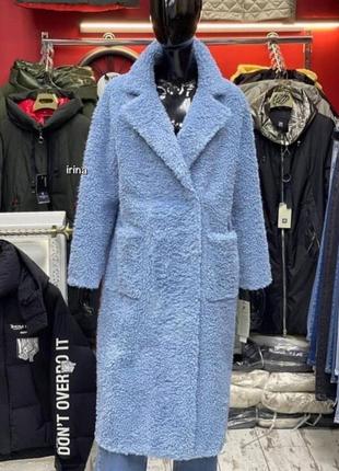 Трендовое женское пальто каракуль голубое1 фото