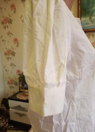 Гарна ,білосніжна рубашка- блузка рукав фонарик.3 фото