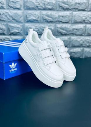 Женские кроссовки adidas белые кожаные кроссовки адидас