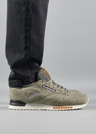 Шикарні стильні чоловічі кросівки "reebok classic m"