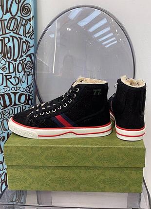 Зимние кроссовки в стиле gucci