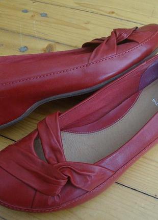 Балетки clarks red натур кожа 41-42 размер