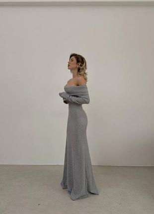 Женское длинное теплое приятное к телу роскошное изысканное серое платье 20247 фото