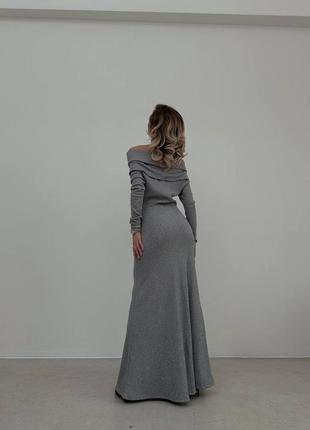 Женское длинное теплое приятное к телу роскошное изысканное серое платье 20248 фото