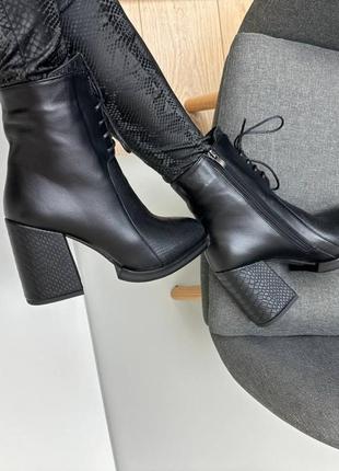 Ботинки из натуральной итальянской кожи и замши женские на каблуке