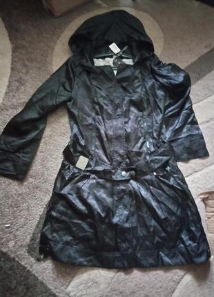 Шикарная куртка ветровка